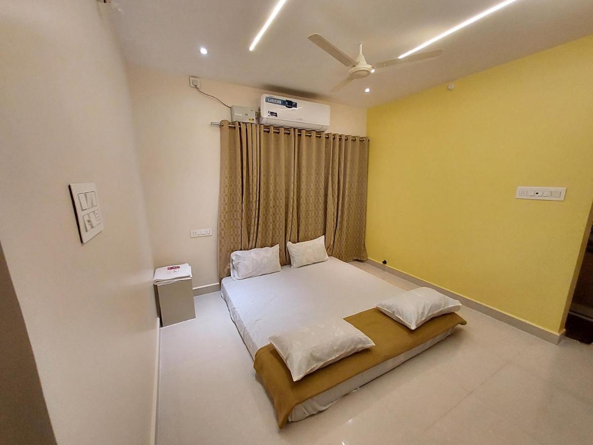 Srirangam Service Apartment Tiruchirappalli Zewnętrze zdjęcie