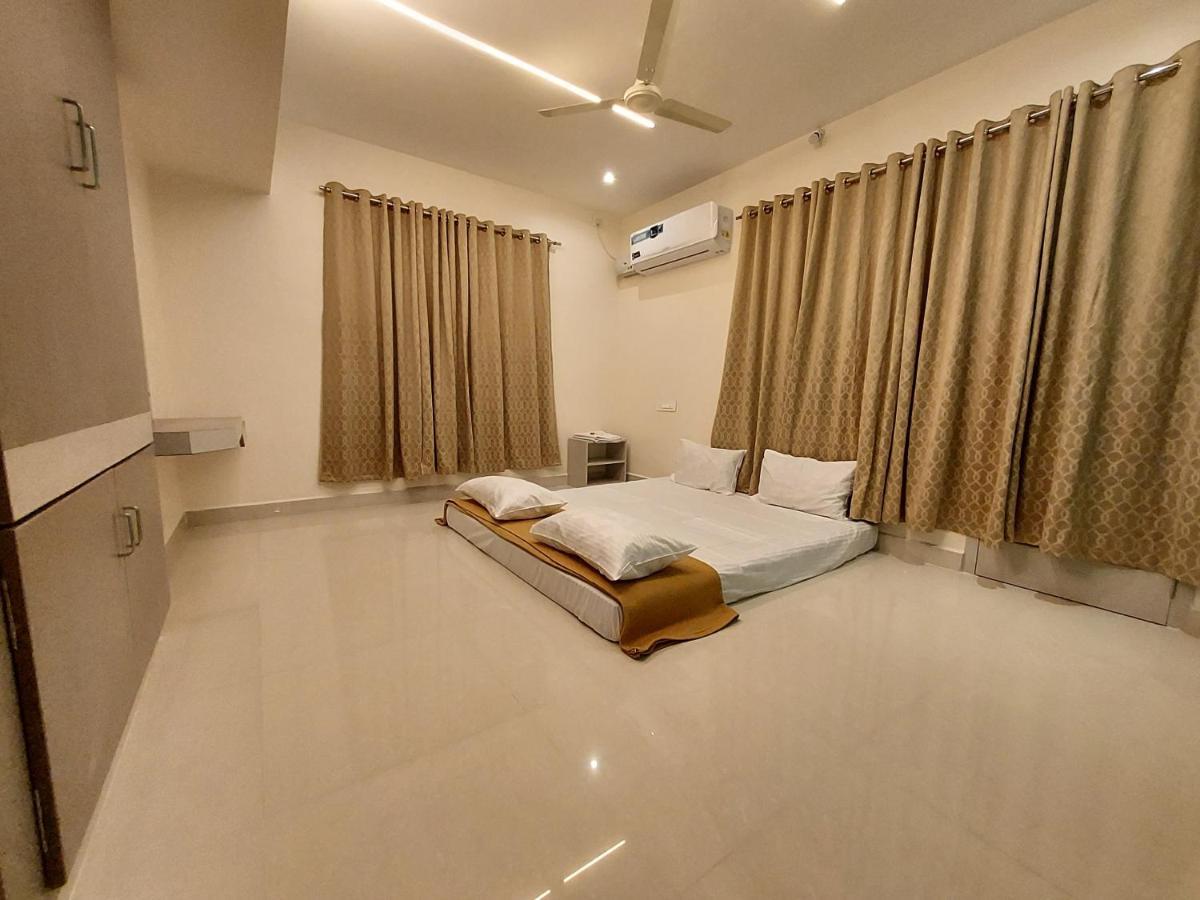 Srirangam Service Apartment Tiruchirappalli Zewnętrze zdjęcie