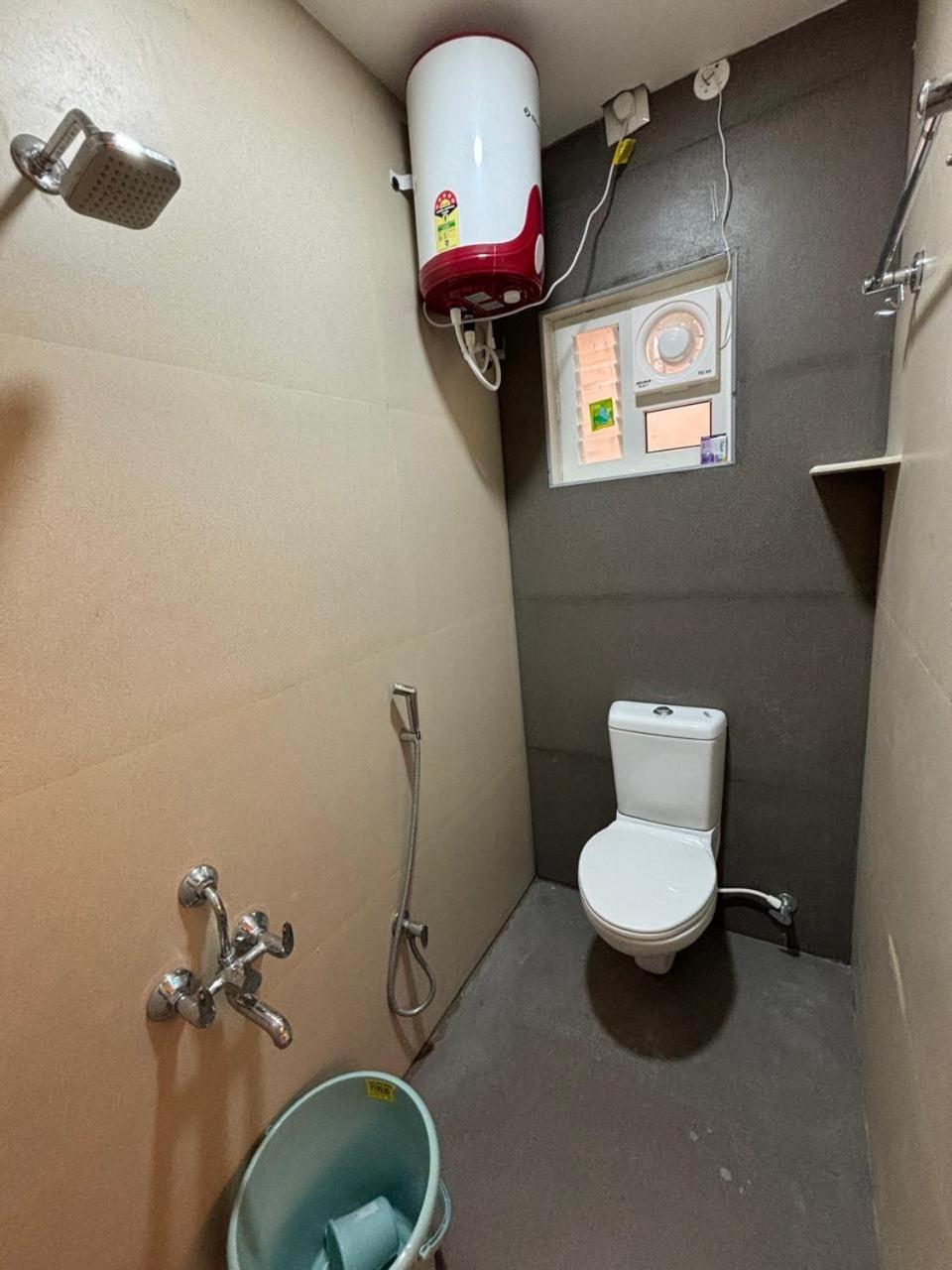 Srirangam Service Apartment Tiruchirappalli Zewnętrze zdjęcie